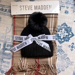 Steve Maddden Scarf and Beanie Set